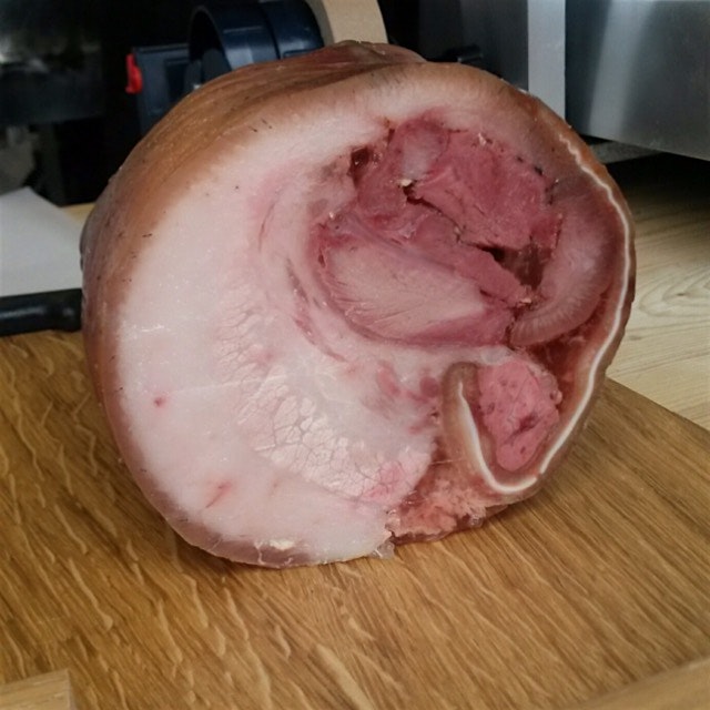 Collared Pig's Head for our first Saturday Market! #spaterminus #madeinlondon