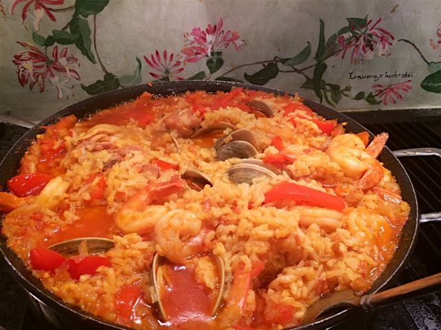 Gabrielle's homemade unamerican #paella. 