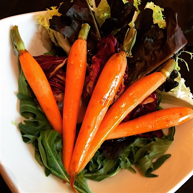 Blanched Carrot & Arugula Salad with a Champagne & Thyme Vinaigrette #personalchefservice #spring...