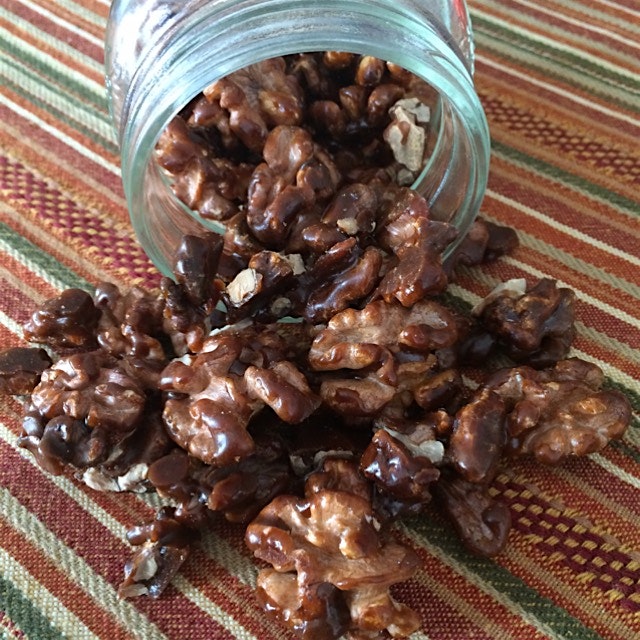 I made them! 
Caramelized Walnuts for my Gorgonzola and Buttermilk dressed Romaine Salad...