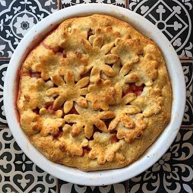 Strawberry Rhubarb Pie After. Screaming for ice cream 😊