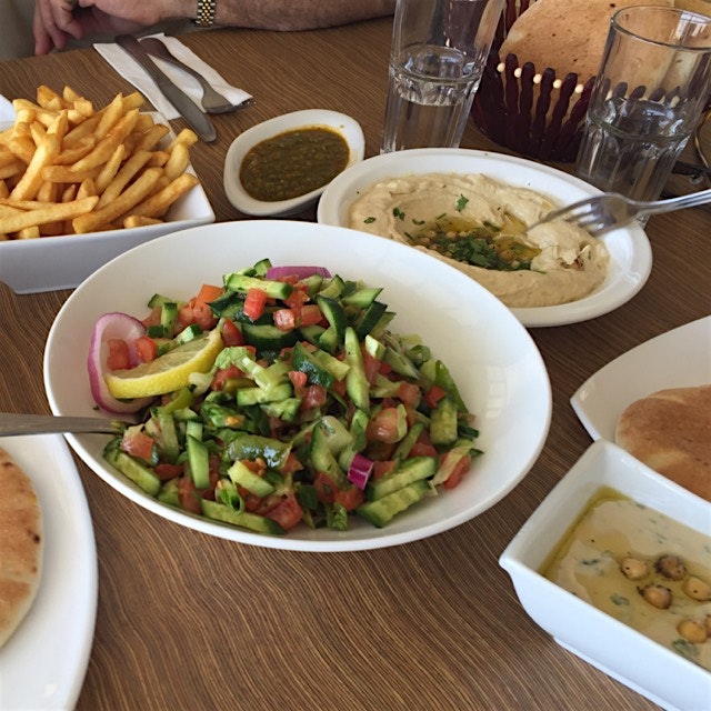 Middle eastern lunch on the way to Eilat - Israel.
just what the dr ordered. Vegetables salad, hu...