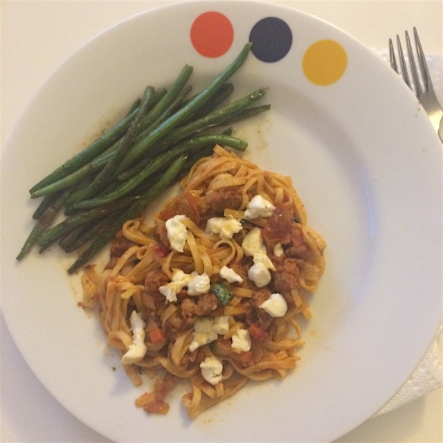 Hot Italian sausage pasta with green beans 