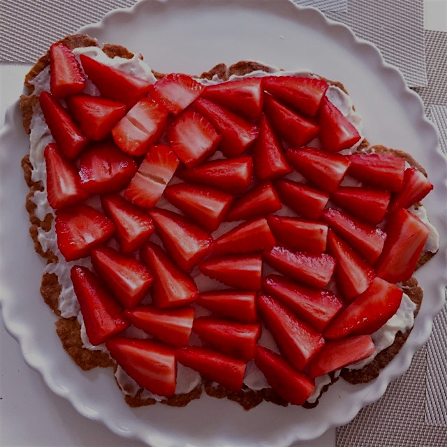 Let me introduce you to my 'wild' strawberry mascarpone tart! 