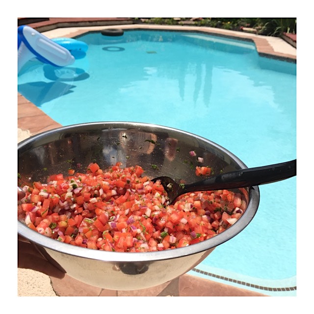 #fresh #pico for a nice #poolday and the #pacquiaomayweather #fight #picodegallo