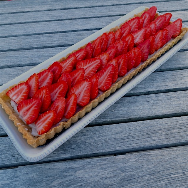 I made an other strawberry tart 🙈 (Prettier than the other one!!)