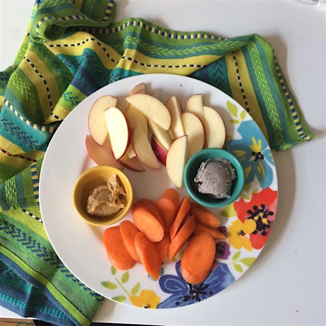 Snackin while unpackin! Apple and carrots with homemade peanut butter and cashew cream cheese. 