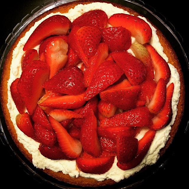 Happy Mother's Day to all the #foodmoms out there! Got up early for your eyes to enjoy this Cornm...