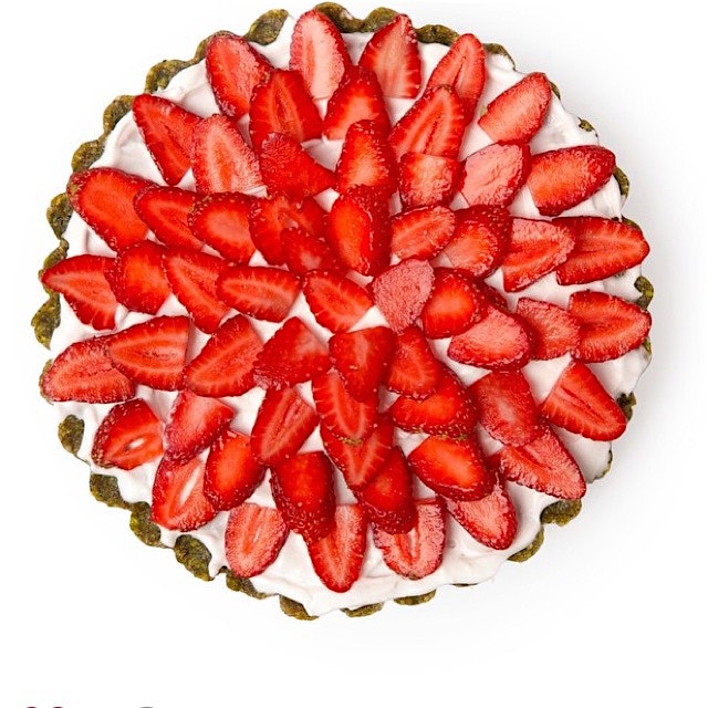 Strawberry + Pistachio tart. Full recipe on eatrealfoodnyc.com 