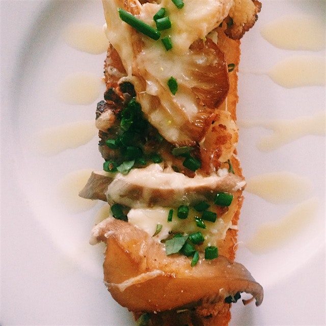 Wild oysters,cauliflower, goats cheese. 