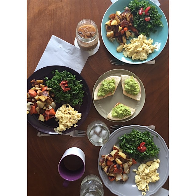 Best way to start the weekend: cooking for your friends. 