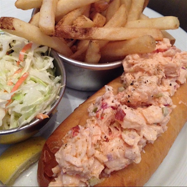 When in Boston go for the lob-stah roll for a wicked tasty lunch! 