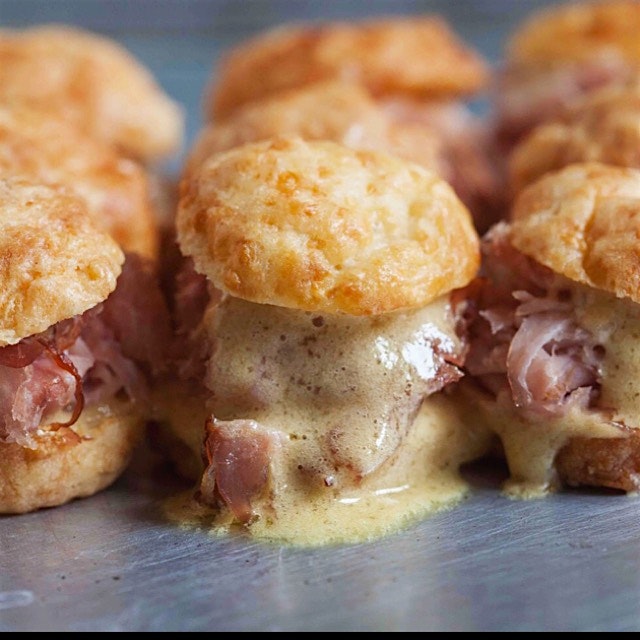 Cheesy Ham Puffs.
I shot these yummies for a new catering client in NYC #yum #foodstyling #foodph...
