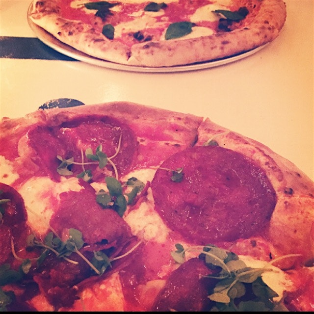 Awesome pizza restaurant on the UES. Great toppings and wine list 