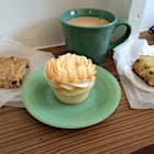 Off the main street, on the way to the little waterfront park is a bake shop of original flavors - like caraway- sea salt- chocolate shortbread; sea salt- caramel frosted cupcakes; cardamom- pistachios cake.