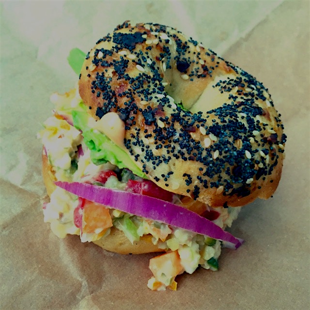 Gluten free bagel?! Yes please! With homemade chickpea 'tuna' salad! --> www.simplywithout.com 