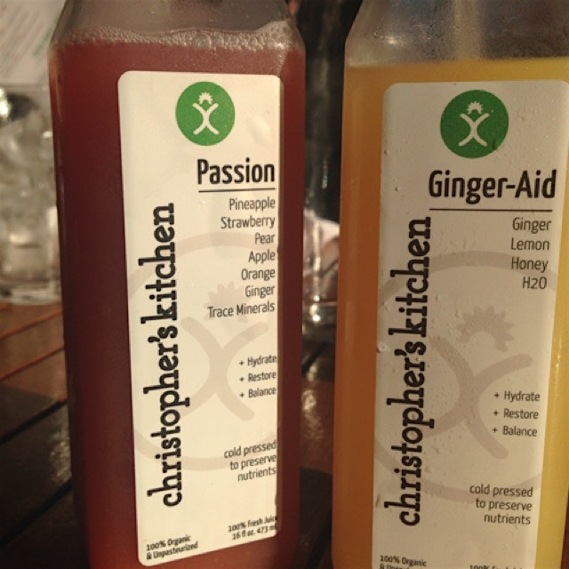 These drinks were so refreshing! Loving the organic green feel of this restaurant in Florida.