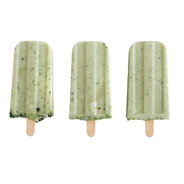 Matcha pops! Find the full recipe on eatrealfoodnyc.com 