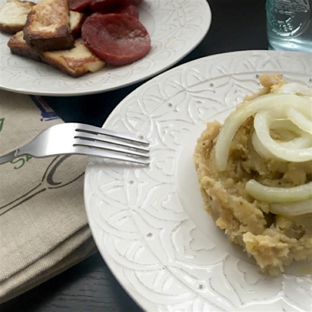 Great for Breakfast, Lunch or Dinner. Mangú is a typical dish from Dominican Republic 