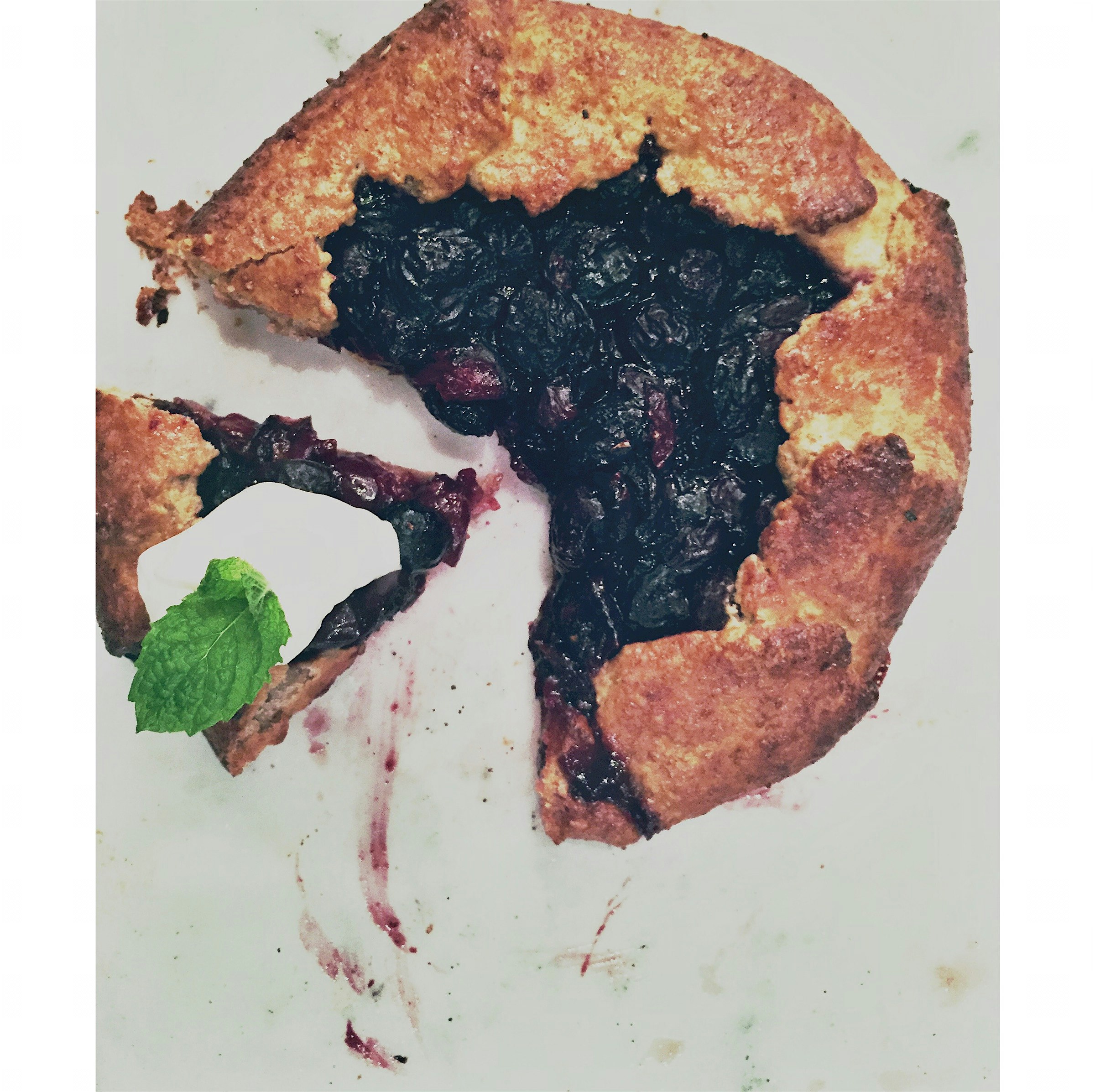 What's easier and tastier than a galette? I'll be keeping this one in my back pocket for super ea...