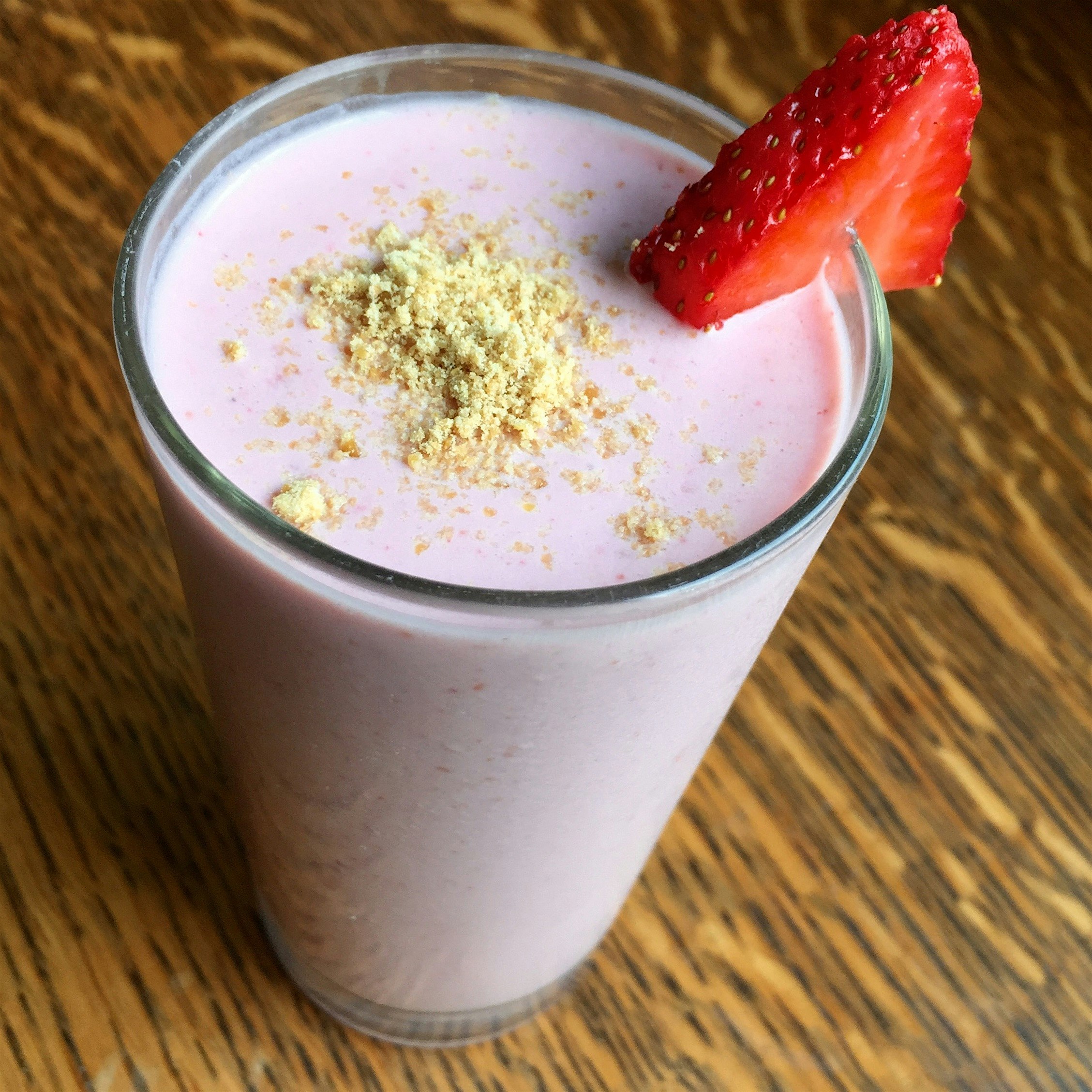 Berry Cheesecake Smoothie | Recipe: http://theencyclofeedia.com/2015/06/19/summer-smoothie-series...