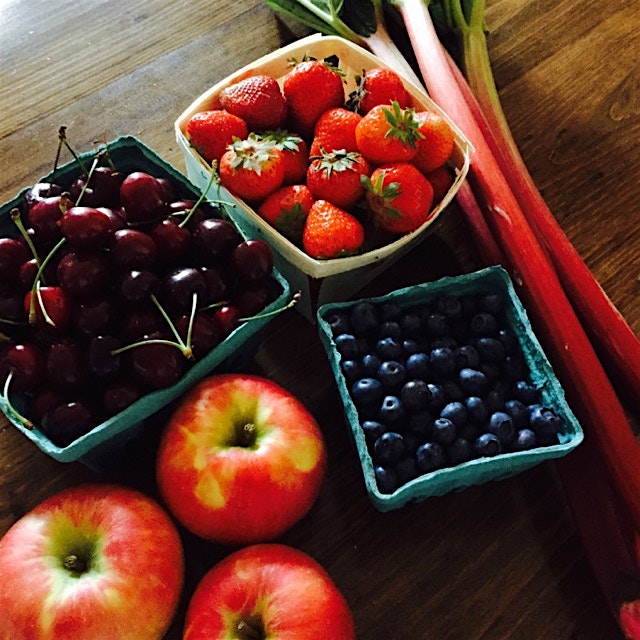Farmers market booty! Happy summer! 🍎🍓🍒🍇