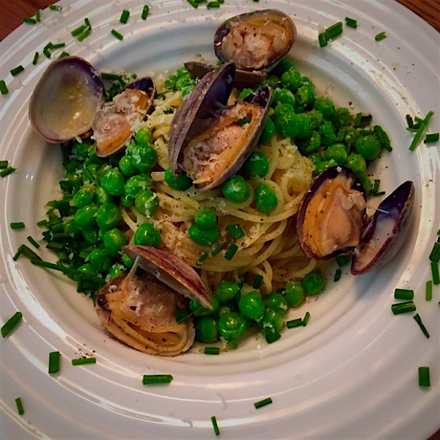 Fresh Pea Pasta with Clams. A lovely meal with my boys!!!! 🍷🍷🍷