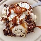 Attended an art party that featured food trucks! Caramel curried nut sundae from Van Leeuwen Artisan Ice Cream.