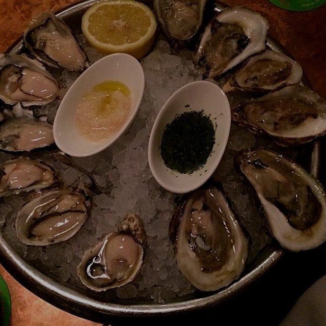 12 oysters - 6 east coast 6 west coast