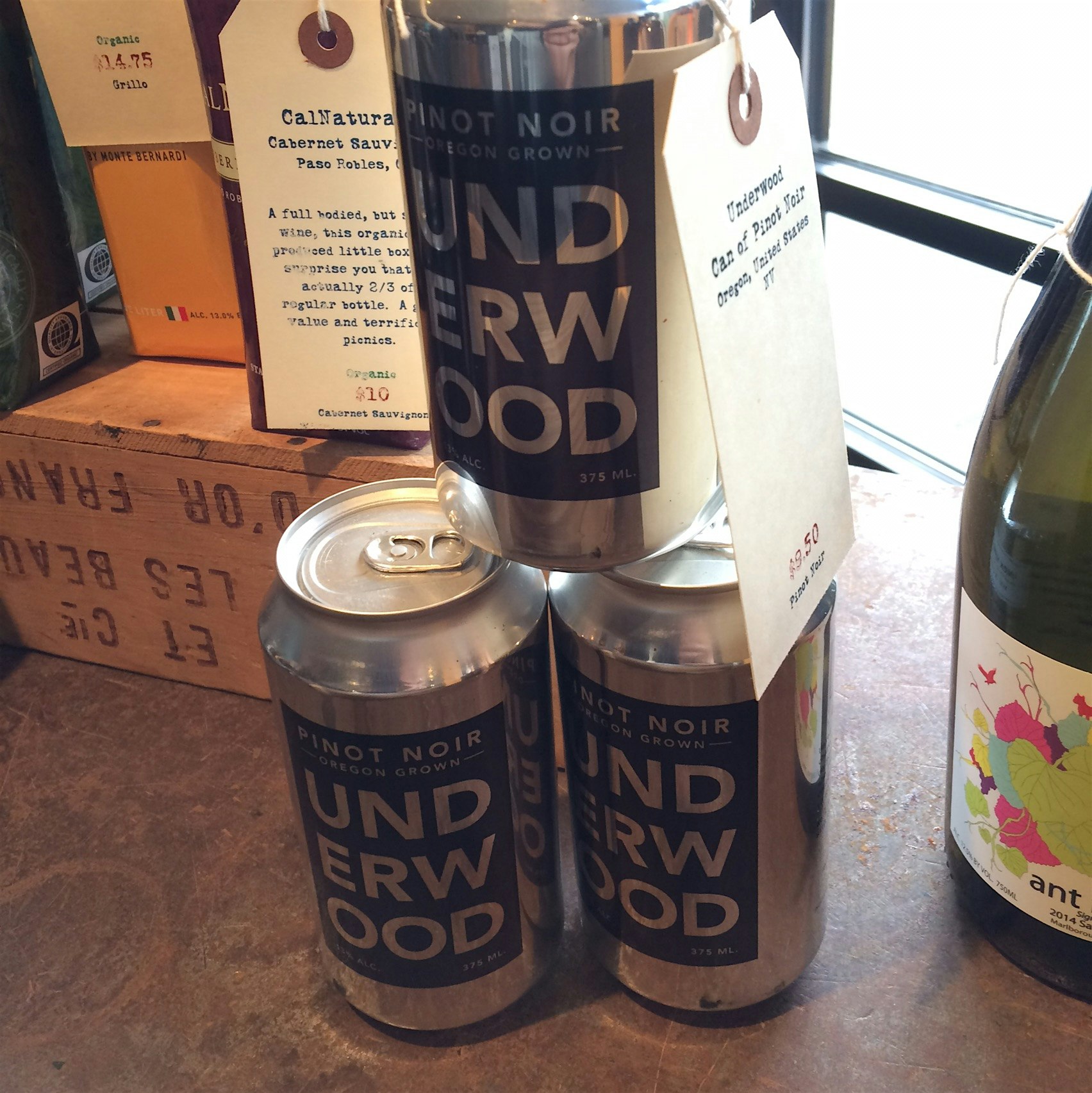 These cans of wine seem perfectly picnic ready! Though I thought it was spelled PEENO NOIR. ;)