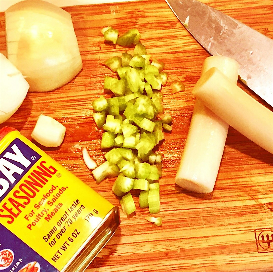 Love these vegan crab cakes! Recipe on the blog:)