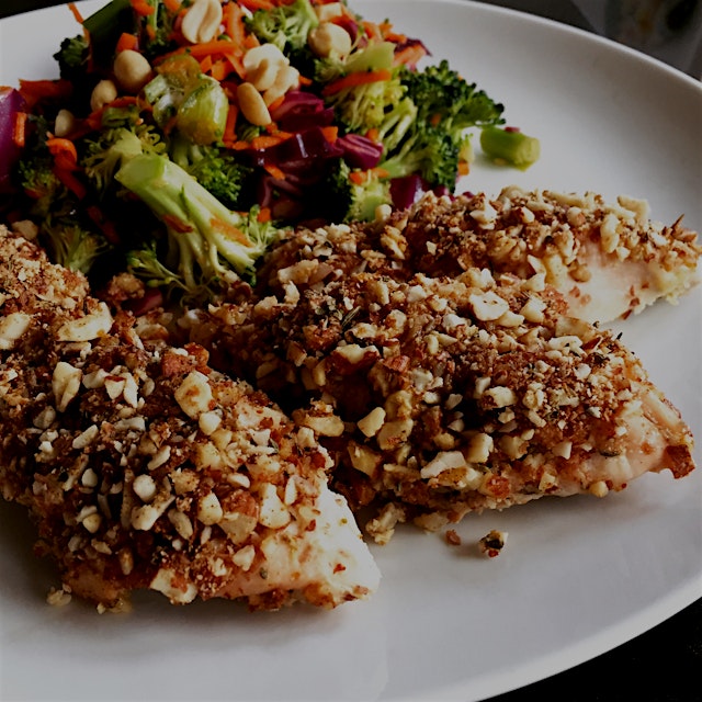 Almond Crusted Chicken with Broccoli & Cabbage Slaw 