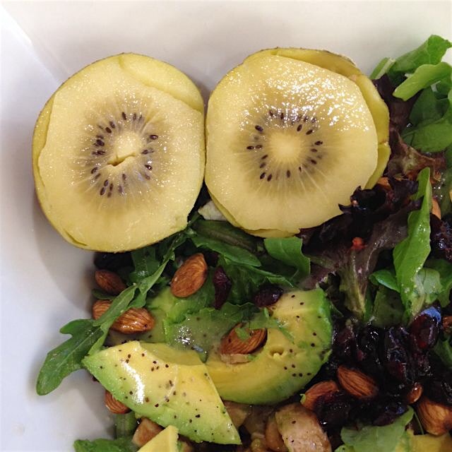 My lunch is smiling back at me! Nomnomnom! 