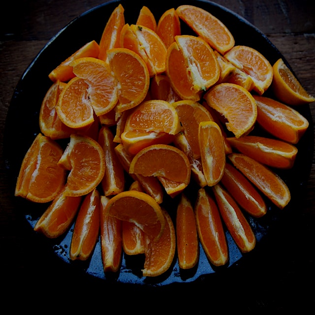 Just some fresh, juicy tangerines in the morning! Don't worry: I'm not going to eat them all. Way...