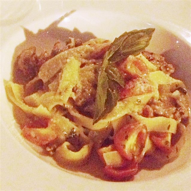 House made tagliatelle with baby tomatoes and house made sausage @peroverde with @tara