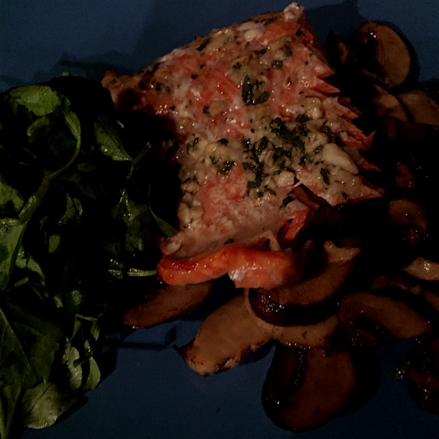 @MichaelHalle wedding diet dining: Wild sockeye salmon, shrooms & greens. 