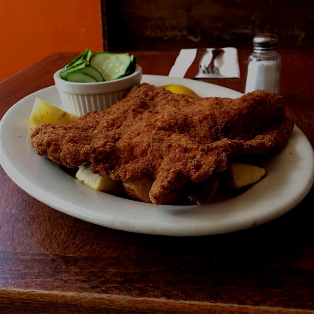 Sometimes I crave the stark simplicity of a schnitzel. This one's served with fried potatoes x cu...