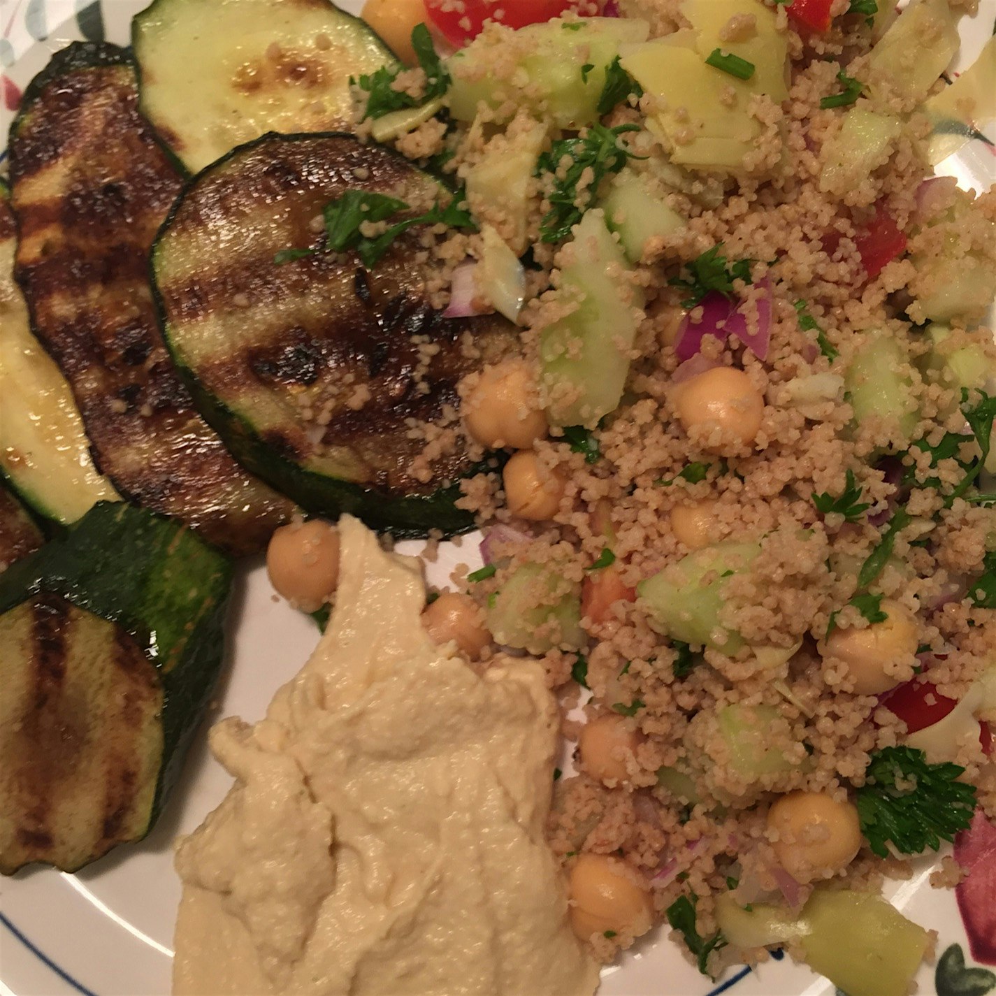 Homemade grilled zucchini, hummus, and couscous !