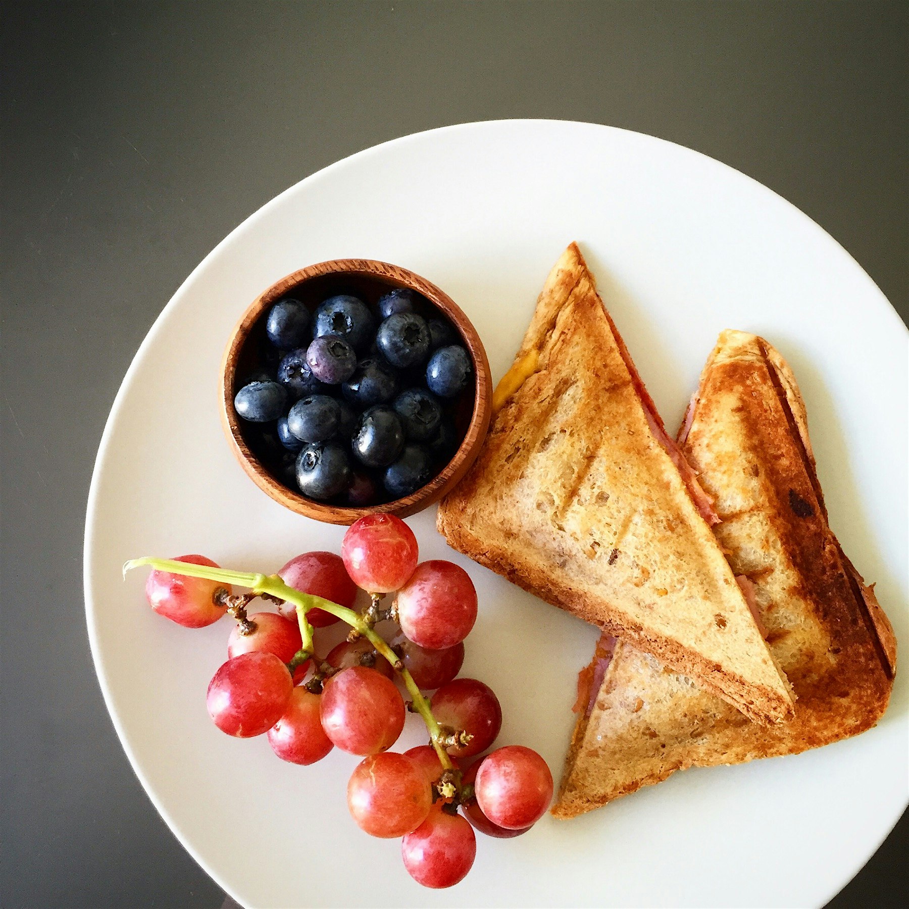 Would love to have someone make this ham and cheese Toastie for me ;) 