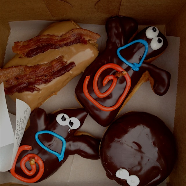 Yummy doughnuts in Portland! 👻🍩
