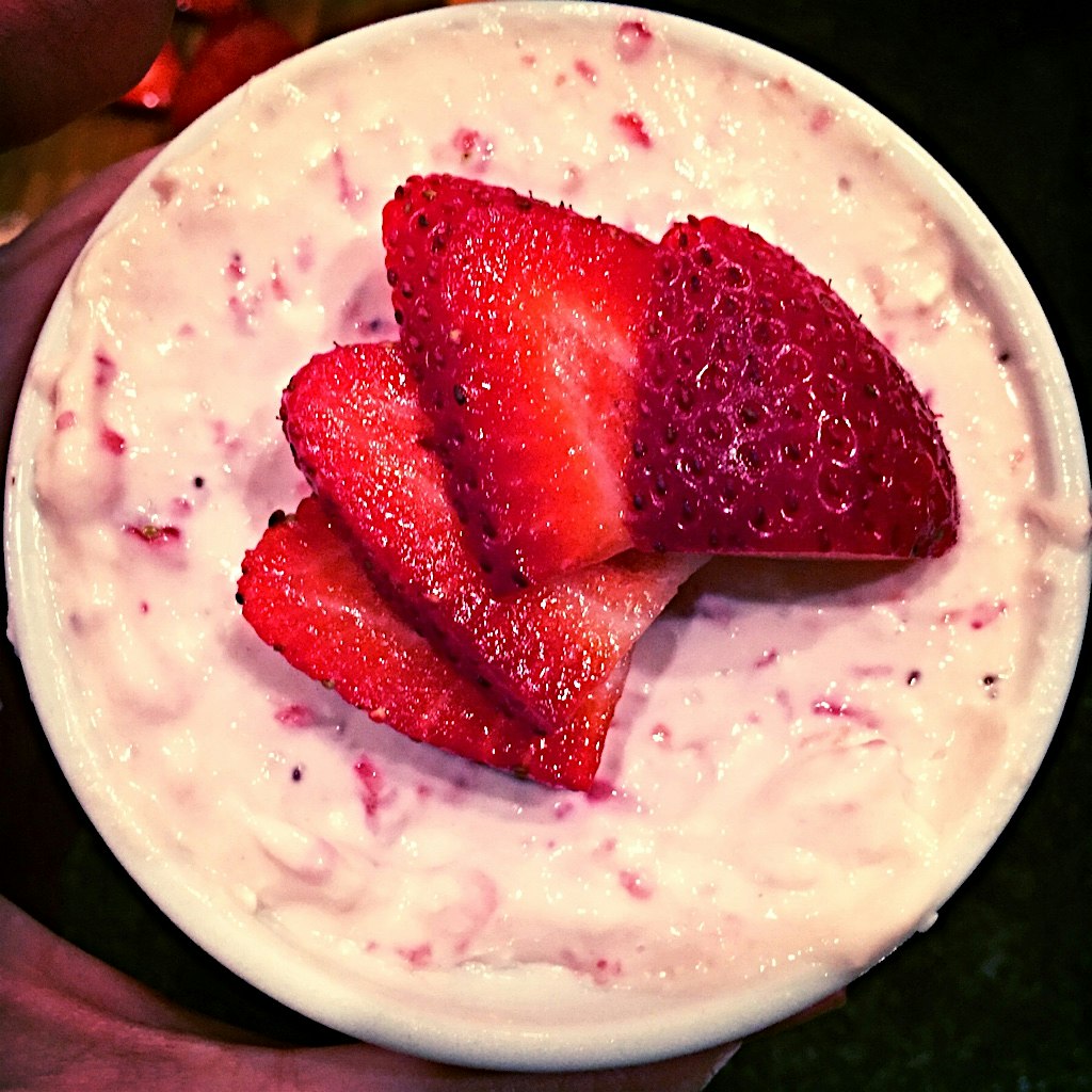 No bake strawberry cheesecake for these last hot days of summer.