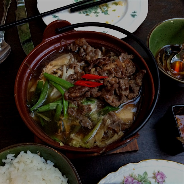 A tasty, nourishing take on beef bulgogi in soupy bowl form.