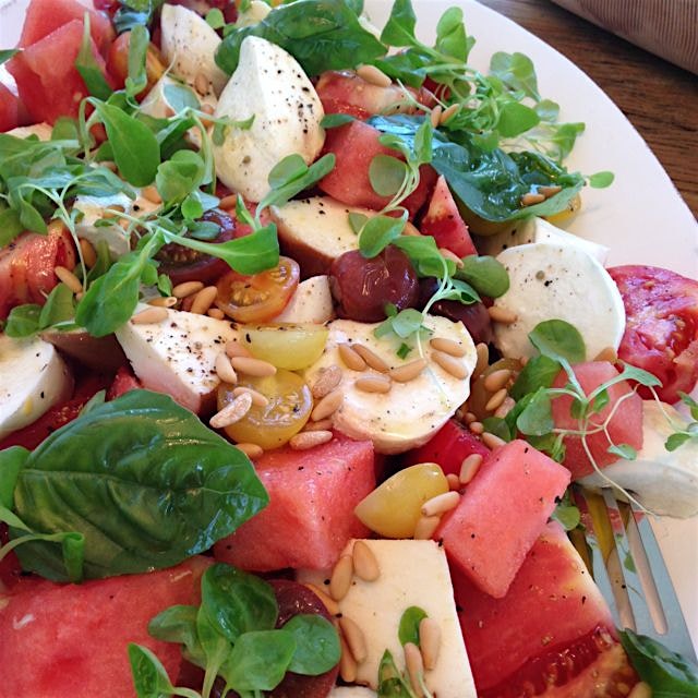 Smoked mozzarella, garden tomato, pine nuts & watermelon 