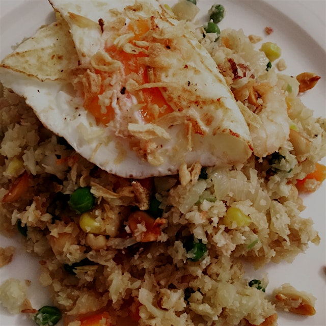 First time making cauliflower fried 'rice' & so pleased with how it turned out! Tasty, easy & muc...