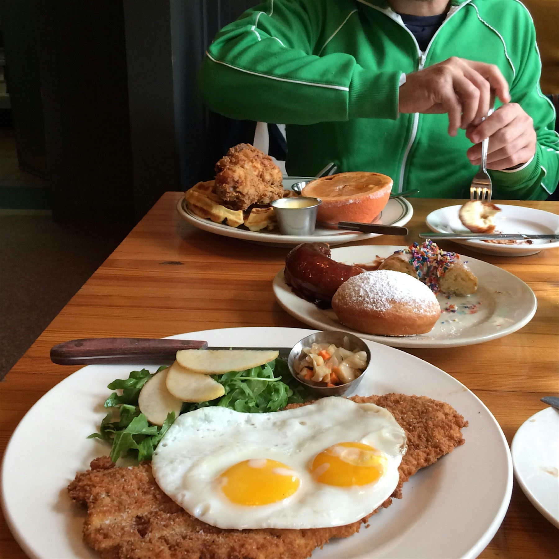 Love catching up with friends over brunch. Fried egg X pork chop, doughnuts, fried chicken X waff...