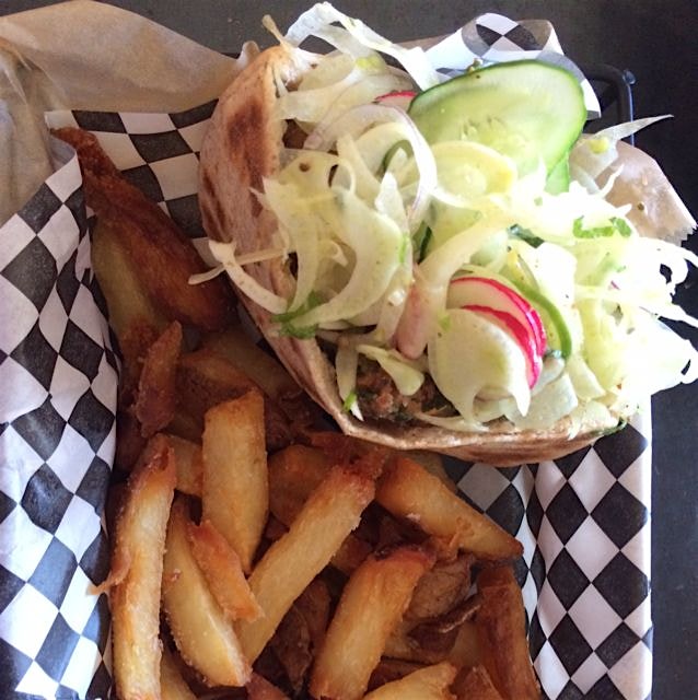 Best (and possibly only) falafel sandwich in Newport. Lovin' @MissionBurger 