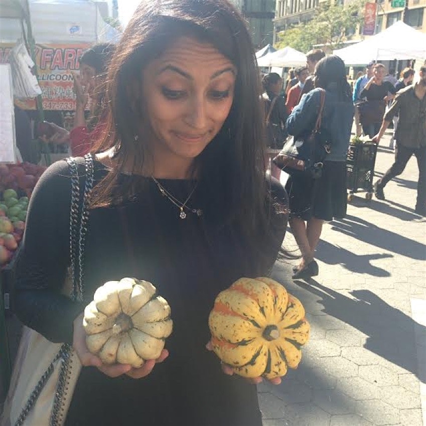 Cozying up to my Carnival squash for #foodday2015. #GreenYoSelf! I did 👍