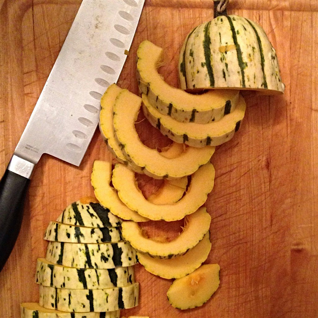 #GreenYoSelf @FoodDay2015 I'm greening my squash! Just add salt, pepper, olive oil and bake with ...