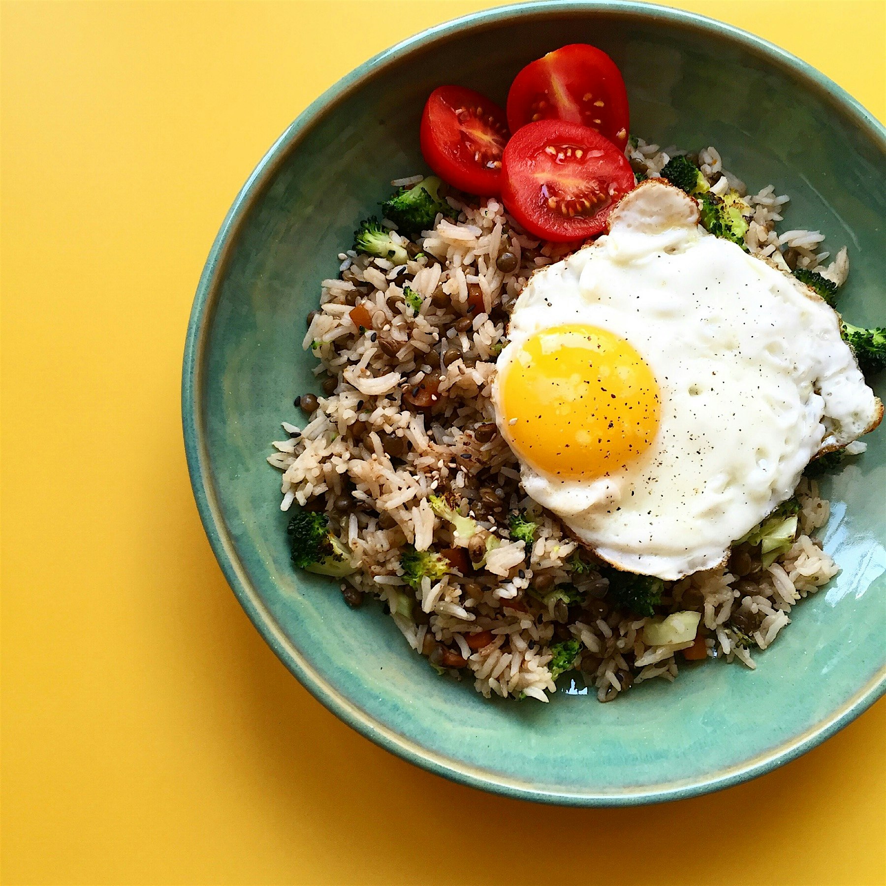 I think I am a little obsessed with rice bowl and fried egg! 😁 