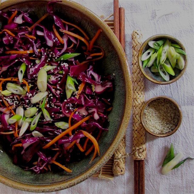 Sweet and Spicy Asian Sesame Cabbage Salad-So good you'll stand in the light of the fridge, eatin...